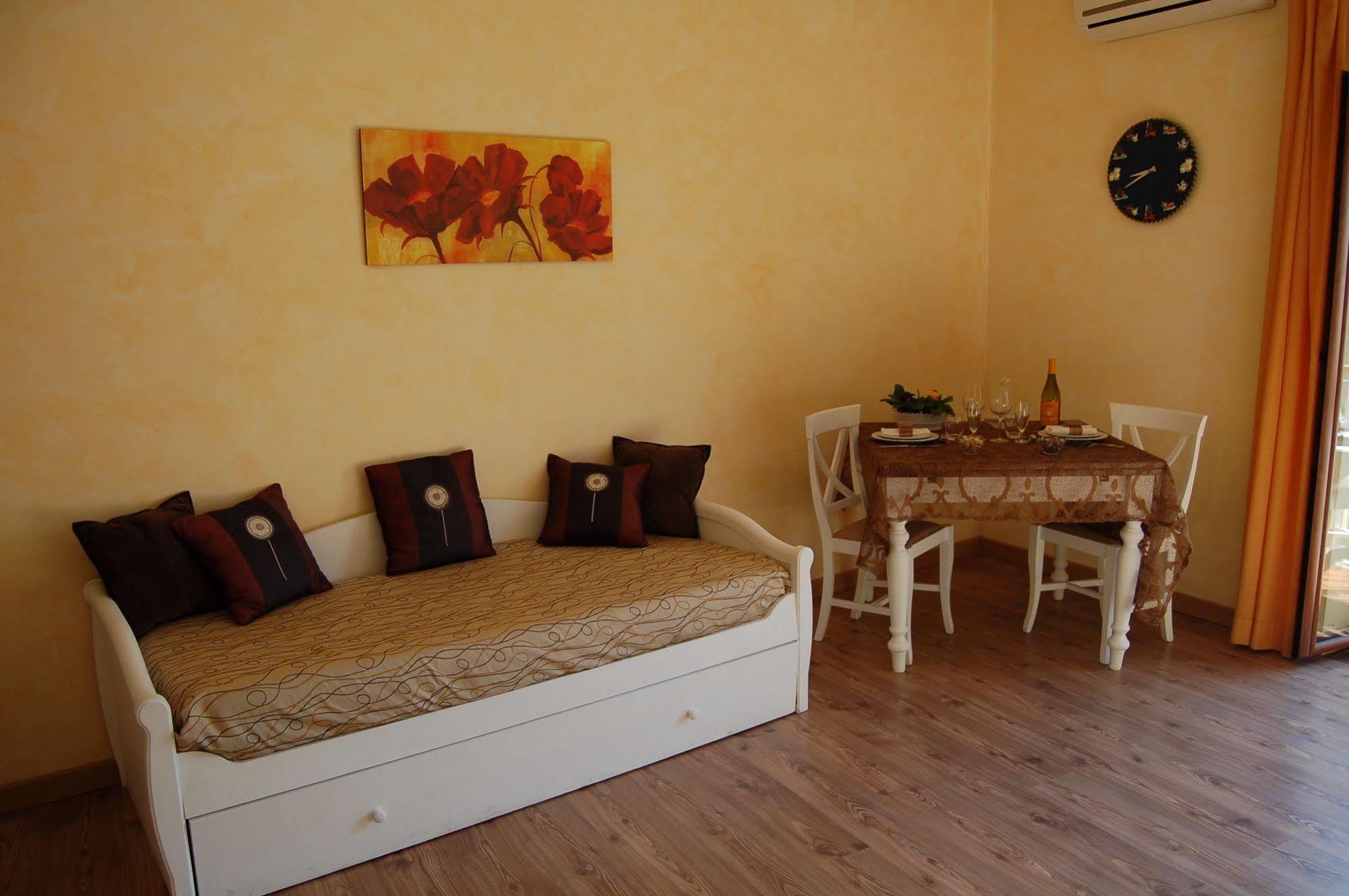 Al Vicoletto Apartman Agrigento Kültér fotó
